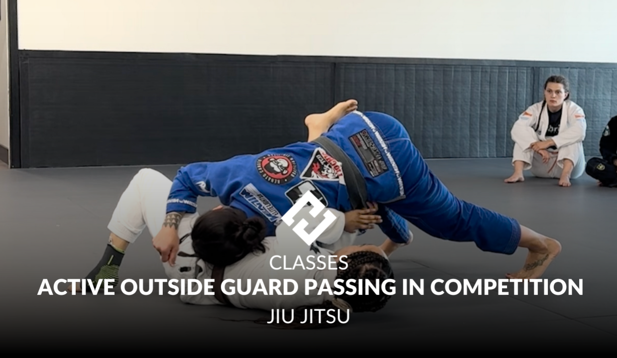 ACTIVE OUTSIDE GUARD PASSING IN COMPETITION .png