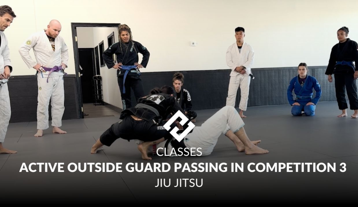 ACTIVE OUTSIDE GUARD PASSING IN COMPETITION 3.jpg